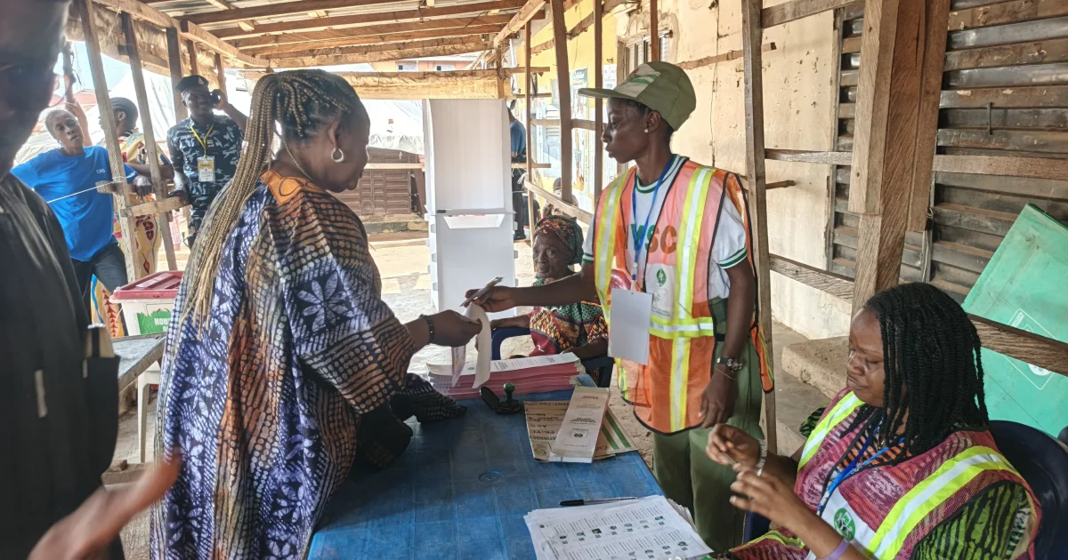 (PHOTOS) Ekiti 2026: INEC ad-hoc staff, materials arrive early as voting commences