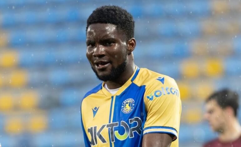 Done Deal: Nigerian Striker Completes Move To Bulgarian Club Botev Plovdiv