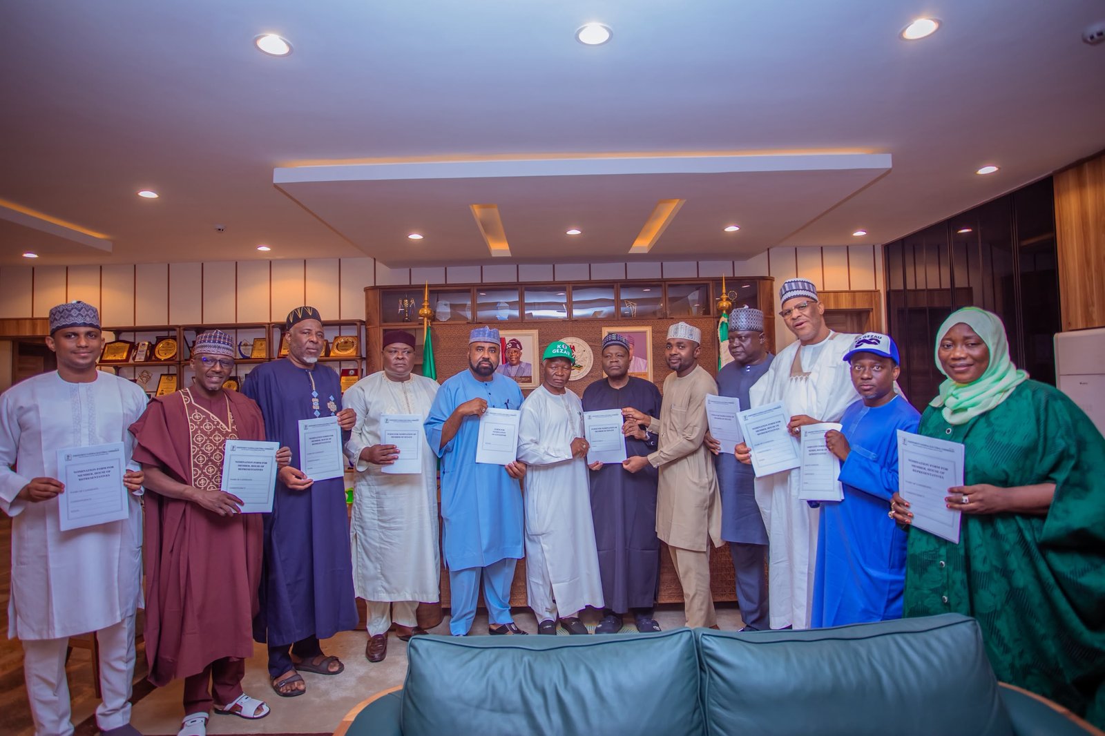 APC Completes Gombe Candidate Nomination, Presents INEC Forms