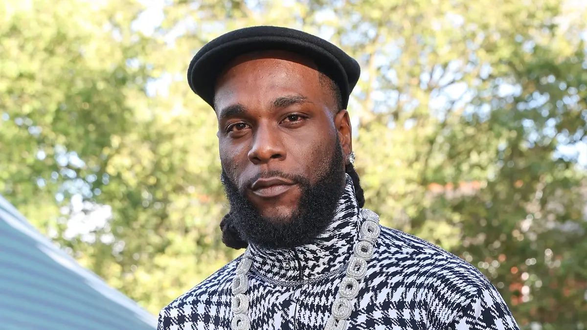 Burna Boy replies those criticising him for splashing N9bn on luxury car