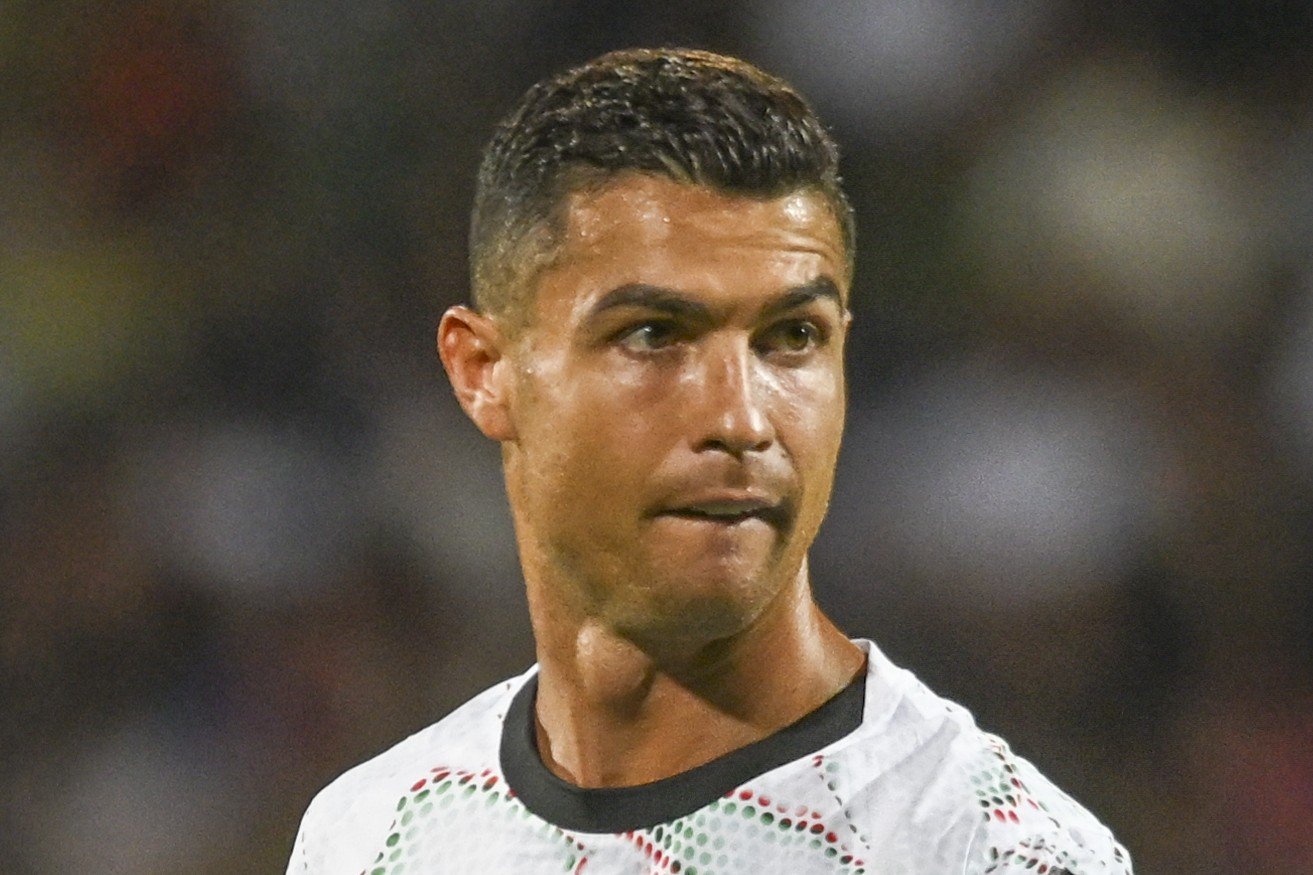 World Cup: Heartbreak for Ronaldo as Spain beat Portugal to reach quarter-finals
