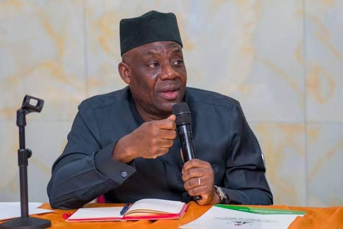 FG slashes textbook assessment, ranking fees by 25% after publishers’ outcry 