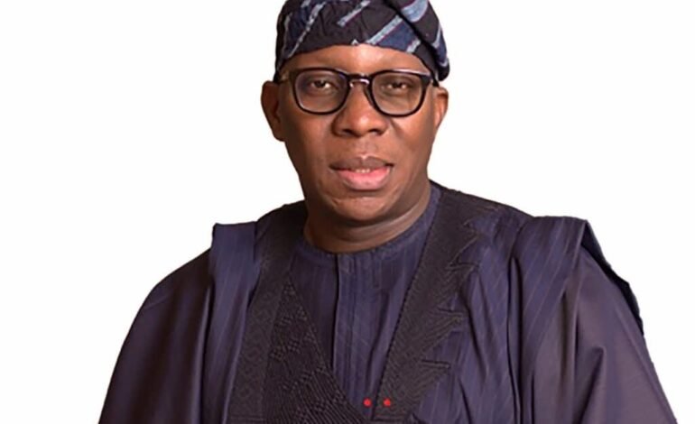 Osun Central Senator, Fadeyi defects to PDP
