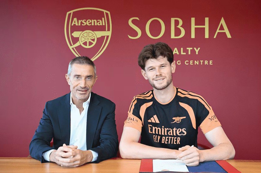 Arsenal Sign French Goalkeeper Meslier From Leeds United