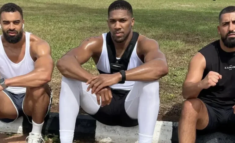 Joshua dedicates comeback win to friends killed in Ogun crash