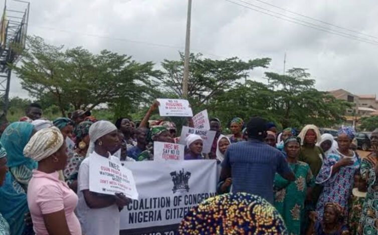 Osun Guber: Women storm Osogbo streets, protest violence, alleged intimidation