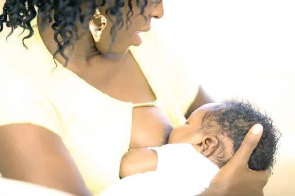 Niger, UNICEF charge women to promote exclusive breast feeding