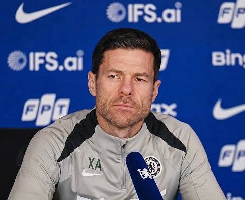 Como Agree £31m Deal To Sign  Chelsea Star Defender