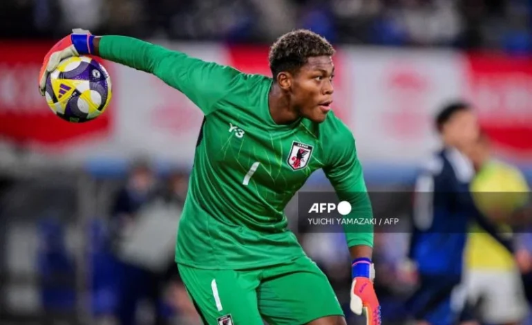 Racist abuse spurred Suzuki as Japan goalkeeper set for Premier League