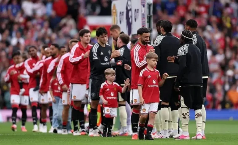 EPL: Sons of fallen police officer lead Man United team as mascots