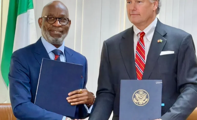 Nigeria, US sign pact to deepen mining investment