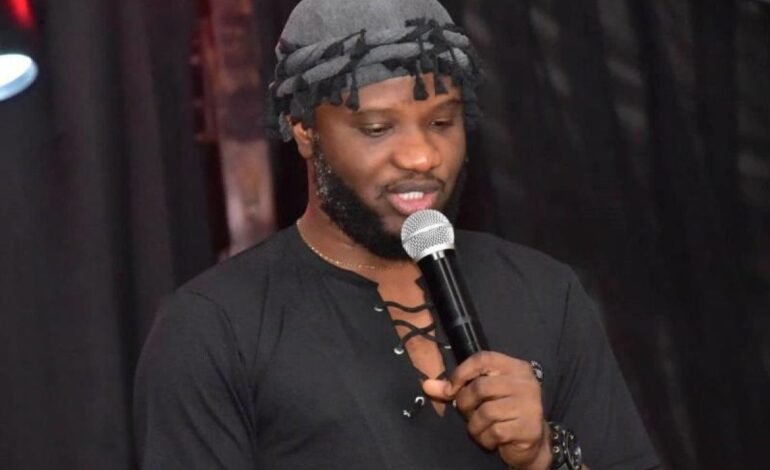 VeryDarkMan: DeeOne attacks IGP Disu over alleged refusal to arrest activist