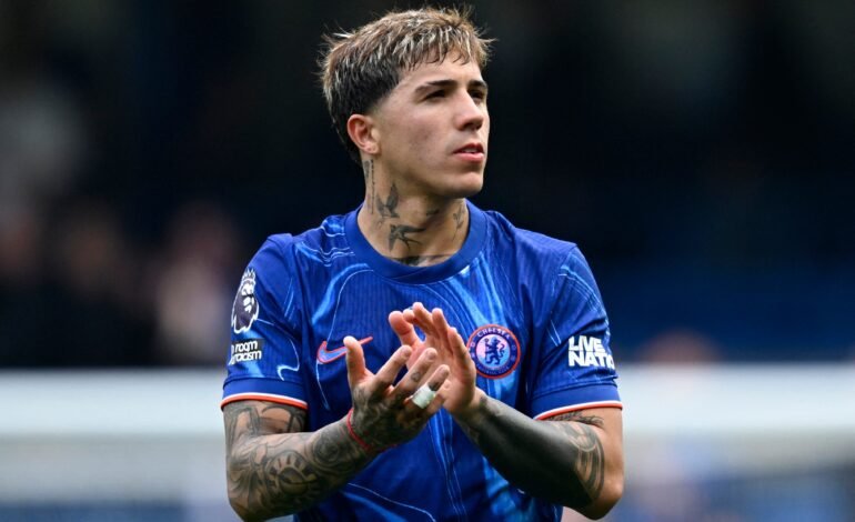 Transfer deadline: Man City agree British record fee for Chelsea’s Enzo Fernandez