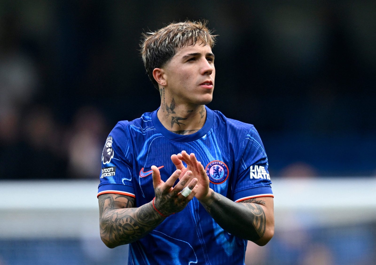 Transfer deadline: Man City agree British record fee for Chelsea’s Enzo Fernandez