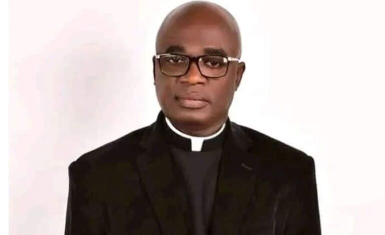 Alia Tackles Kwankwaso Over Comments On His Face-Off With Akume
