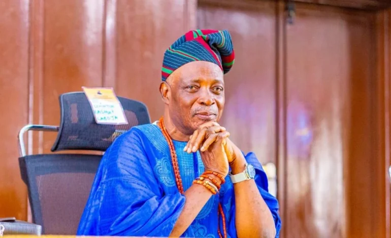 Oyo APC gov candidate Alli celebrates Oba Ladoja at 82