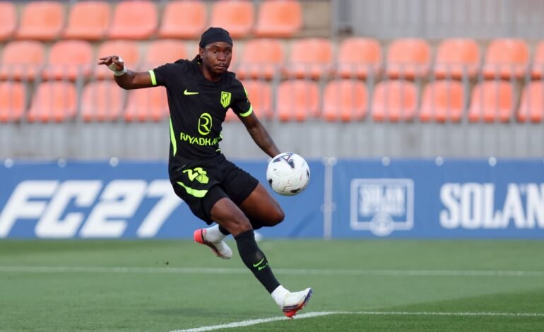 Champions League: Lookman, Ayaosi shine as PSG end Barcelona’s winning run