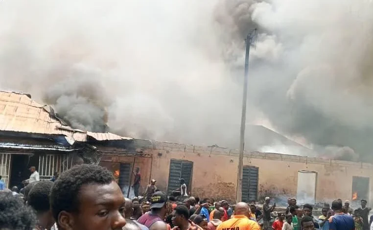 PHOTOS: Fire razes 21 shops, vehicle in Abuja furniture market